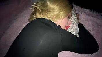 Afspelen Moeder kwam uit een nachtclub en ik kom in haar klaar