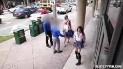 Odtwórz Przyłapany na kradzieży nastoletniej Mackenzie Mace zostaje ukarany twardym kutasem przyrodniego brata