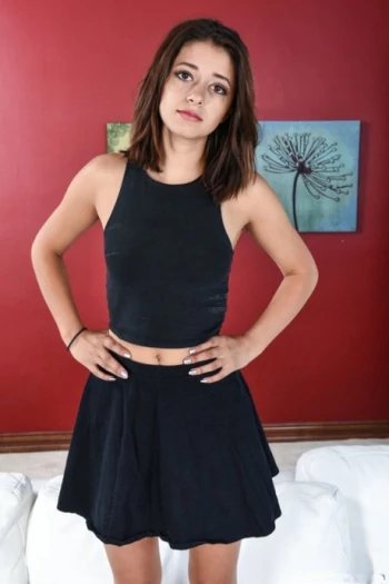 Pornstar Izzy Bell
