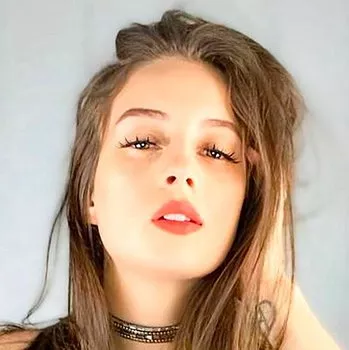 Pornostar Maddy May